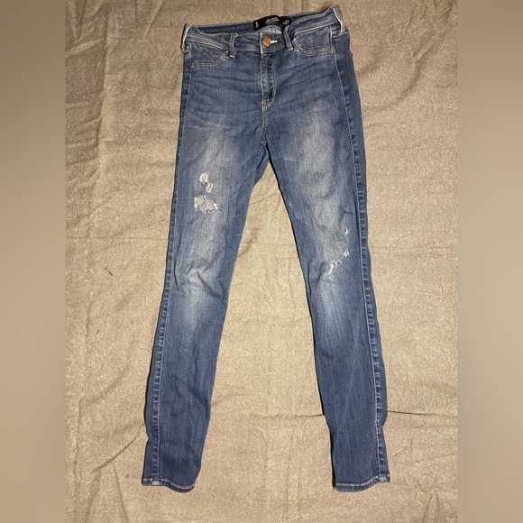 American Eagle Skinny Jeans - Picture 1 of 3